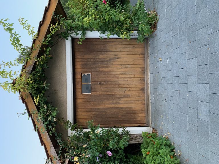 Porte de garage avant